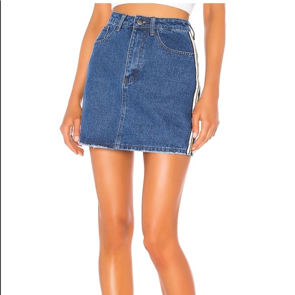 Superdown Denim Mini Skirt NWT - Picture 1 of 4